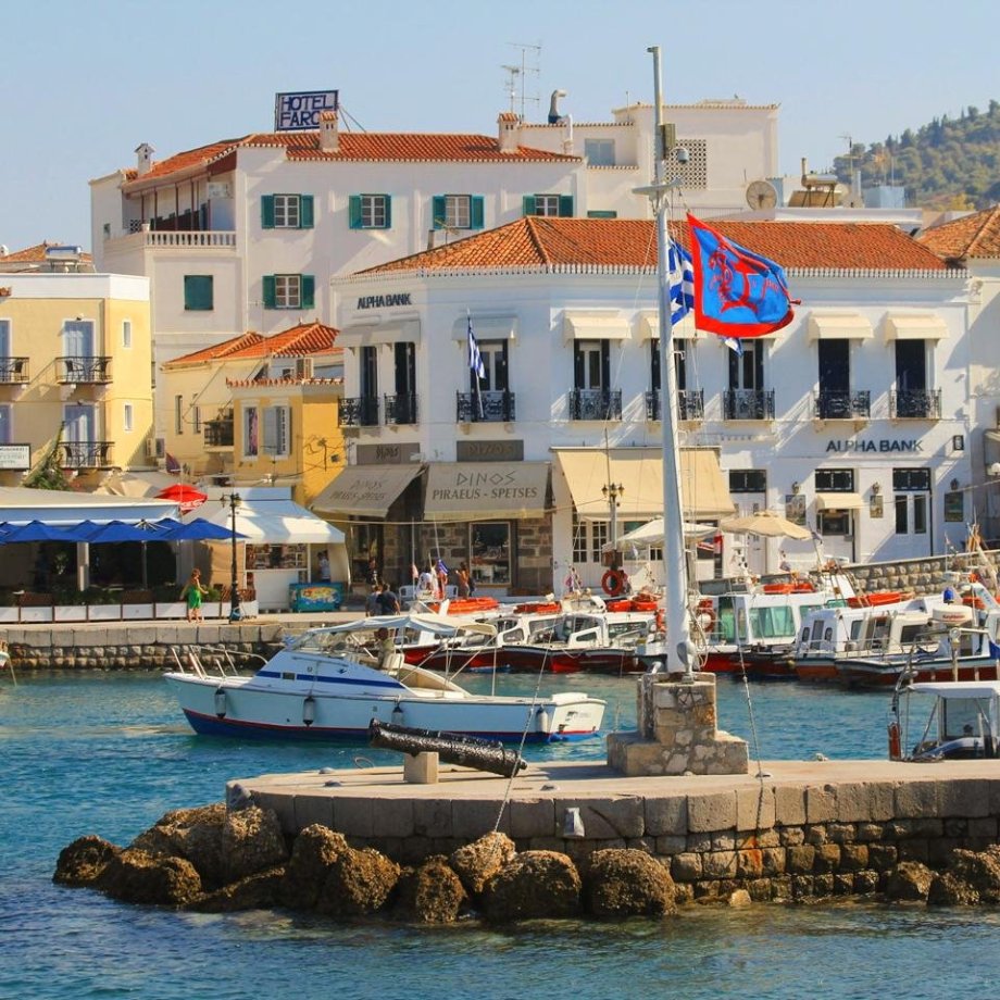 Dapia, Spetses, Alexandris Hotel